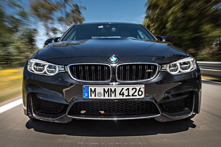 Der M3 steht für 71.500 Euro beim Händler, das M4 Coupé kostet 72.200 Euro. (BMW)