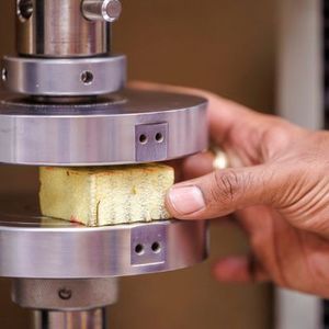 Die Struktur könnte zehnmal mehr Energie absorbieren.(Bild:  Abbey Toronjo/Texas A&M University Division of Marketing & Communications)