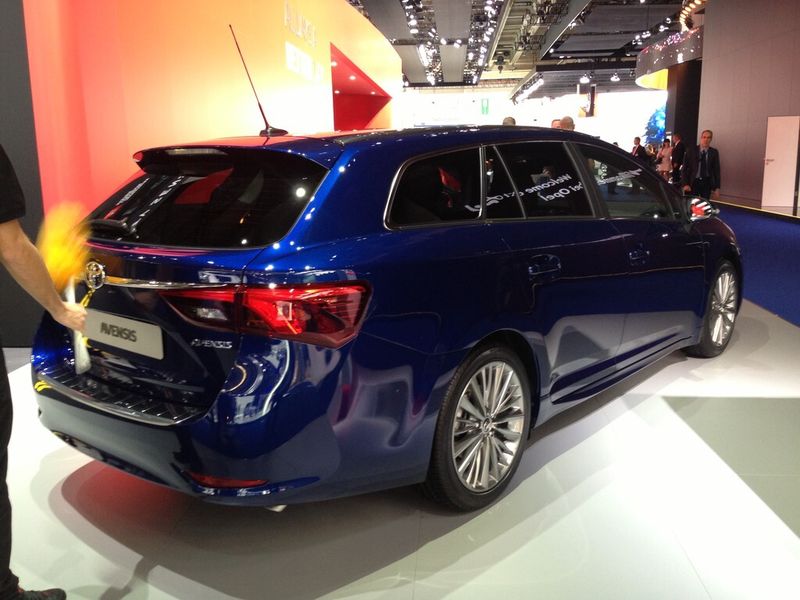 Amazing display of innovations: The number of world premieres at this year's IAA amounts to 210 with 26 European and 30 German premieres. (Source: Schulz)