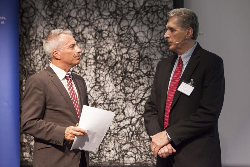 Rodger W. Pinney, President & CEO United Grinding, Ohio, bestätigte, dass nordamerikanische Produktionsbetriebe wieder sehr stark in produktive und effizientere Herstellungsverfahren investieren und einst ausgelagerte Produktionen wieder zurück in die USA geholt worden sind. (Bild: Swissmem)