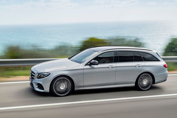 Damit ist die neue Generation deutlich teurer als der Vorgänger, der für 45.640 Euro zu haben war. (Daimler)