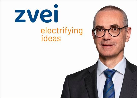 „Innovative Technik muss gezielt zum Einsatz kommen, um die Gesundheitsversorgung effizienter zu machen“, so Hans-Peter Bursig, Geschäftsführer Fachverband „Elektro- medizinische Technik” im ZVEI. (Bild:  ZVEI/Melanie Bauer Photodesign)