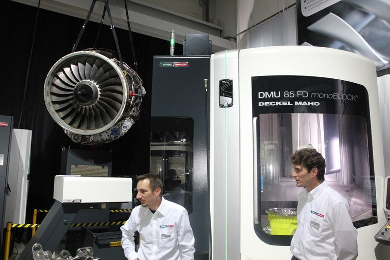 Ein Ausstellungsbereich richtete sich an Kunden aus der Aerospace-Industrie. (Bild: Kroh)