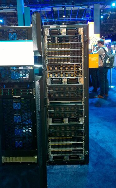 Bis zu vier PB nutzbaren Flash-Speicher bietet ein Powermax-8000-Array im Vollausbau. Laut Dell soll so ein System 10 Millionen IOPS erreichen. (Vogel IT-Medien)