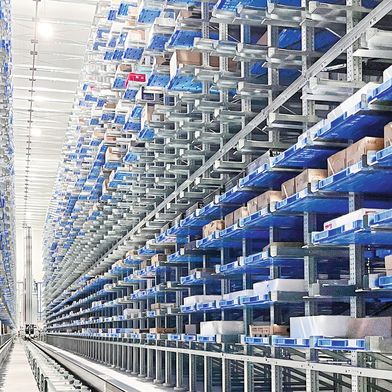 Das automatische Tiefkühllager von Früchte Jork umfasst über 26.280 Tablarstellplätze. (Bild: Früchte Jork)