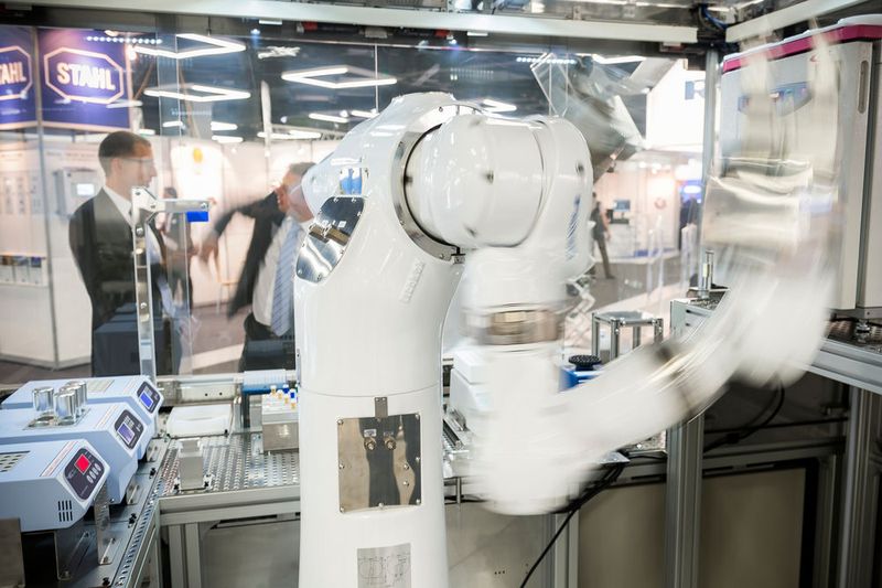  (i Sindex/DAMIANPOFFET.COM)