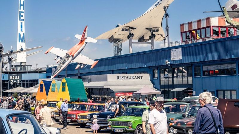 Beim Ostalgie Treffen 2025 kamen rund 100 historische Fahrzeuge aus dem ehemaligen Ostblock zusammen. (Bild: Technikmuseum)