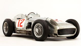 Teuerster Oldtimer des Jahres 2013: Der 1954er Mercedes-Benz W 196 „Silberpfeil" kam für 29,7 Millionen Dollar unter den Hammer – umgerechnet rund 21,8 Millionen Euro. (Foto: Classic Car Tax)