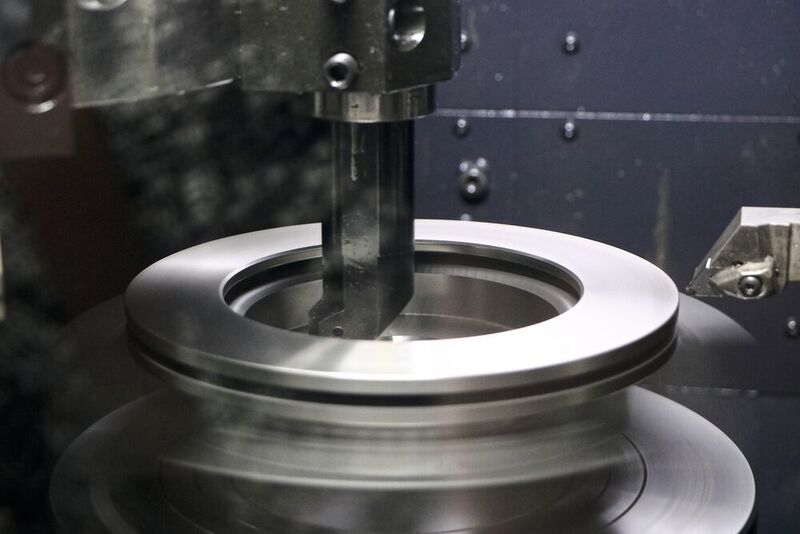 Doosan lud vom 15. bis 17. Mai nach Changwon, Korea, zur 12. Doosan International Machine Tool Fair (DIMF). 80 Maschinen, darunter 30 Neuvorstellungen, konnten vor Ort besichtigt werden. (Sonnenberg)