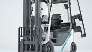 Die Kabine gibt es auch in einer Komfortvariante, die unter anderem eine noch bessere Wärmedämmung als im Standard bietet. (Unicarriers)