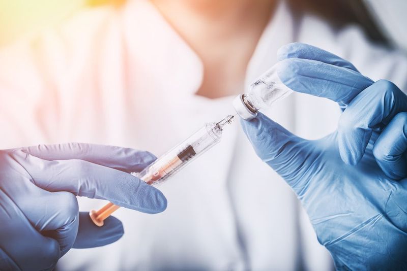 Mit thermoplastischen Elastomeren von Kraiburg TPE werden unter anderem primäre medizinische Verpackungen, Hospital-Care-Anwendungen oder Resealing-Membranen realisiert.  (scyther5 / Aptar Pharma)