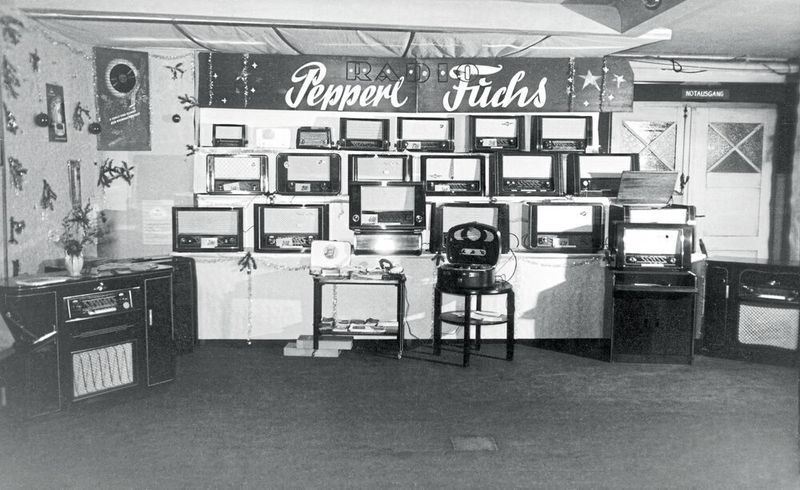 1945: Mt dieser kleinen Reparaturwerkstatt für Rundfunkgeräte startete die Geschichte von Pepperl+Fuchs. (Pepperl+Fuchs)