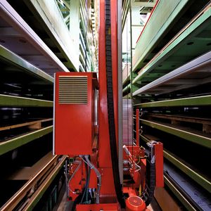 Durch das Retrofit hat Stopa das Blechlager von Hefter zukunftsweisend optimiert.