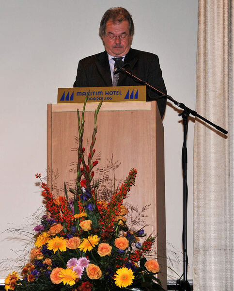 Die Laudatio für den Gewinner des Ehrenpreis der Jury hielt Dr. Stephan Weyhe (Archiv: Vogel Business Media)