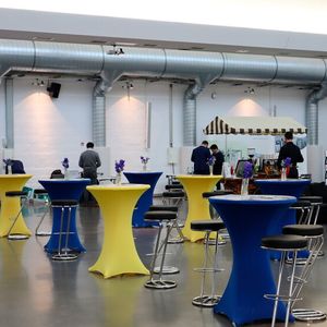 Die ersten Teilnehmer treffen ein und der Tag kann starten.(Bild:  Junker / PROCESS)