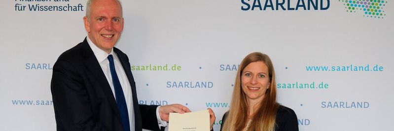 Dr. Andrea Volkamer mit Minister Jakob von Weizsäcker am Tag der Ernennung