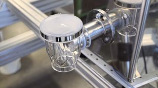 Klarsichtiger PETG-Auslauf (Bild: Brabender Technologie)