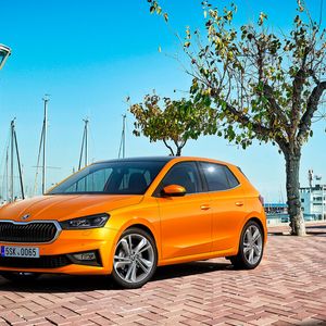 Der neue Skoda Fabia streckt sich auf eine Länge von 4,11 Metern.(Bild:  Skoda)