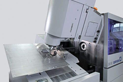Die pneumatische Gewichtskompensation (für Hub wie auch Seitwärtsbewegung) soll für dynamischere Biege- und Wickelvorgänge sorgen (Bild: Wafios)