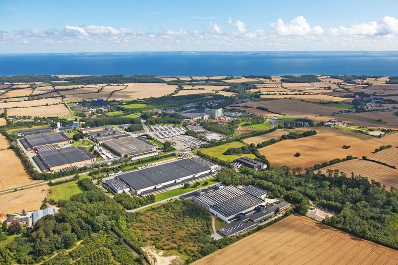 Zugute kommt den Dänen ihr gutes Geschäftsergebnis im dritten Quartal 2016 (im Bild: Danfoss-Stammsitz in Nordborg, Dänemark). (Danfoss)