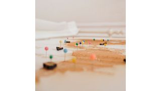 Als Weltmarktführer ist die technische Dokumentation eine große Herausforderung. Für viele verschiedene Produkte benötigen Unternehmen Anleitungen in zahlreichen Sprachen. Um die Herausforderung zu meistern, kann Sprachtechnologie helfen. (gemeinfrei)