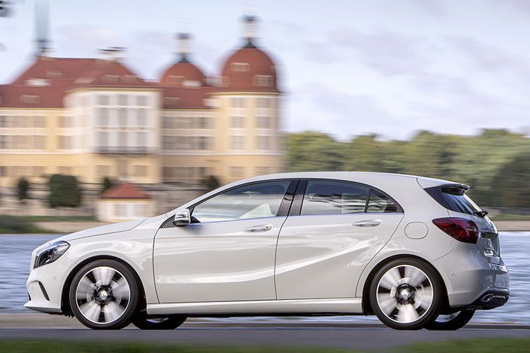 Letztere Variante erlaubt zum Beispiel ein weicheres Fahrwerk, aber eine direkter ansprechende Lenkung, ganz nach den persönlichen Bedürfnissen des Fahrers. (Foto: Daimler)