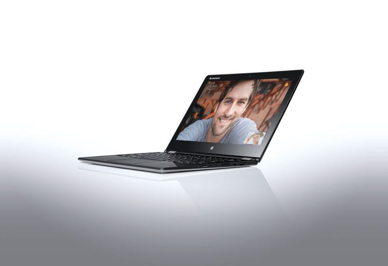 Ganze 1,1 kg wiegt das Lenovo Yoga 700 11 mit 11,6-Zoll-Full-HD-Display. (Bild: Lenovo)