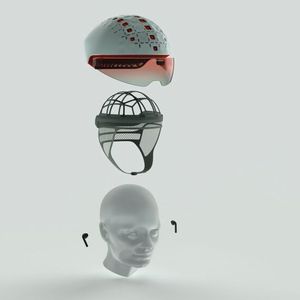 Zum Helm gehört ein gestricktes Textil, das aus Baumwolle auf der einen Seite und Wolle auf der anderen Seite hergestellt werden kann. Über die drahtlosen Sound-Ohrhörer werden die Warntöne übermittelt.(Bild:  nFrontier)