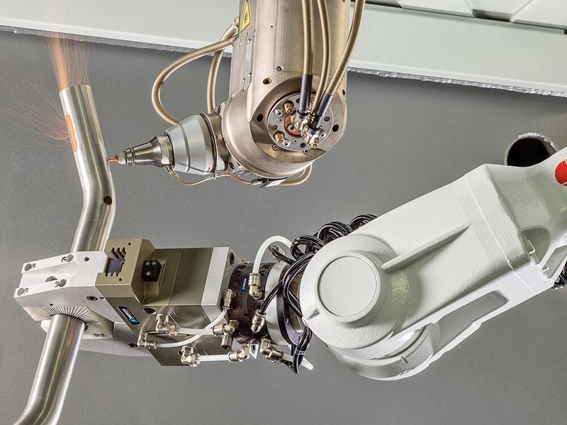 Weil mehr Effizienz gefordert ist, steigt laut BLM die Nachfrage nach Laserschneidemaschinen mit Faserlasern, die auch reflektierende Legierungen schneiden. (Bild: BLM/AD Foto Nadia Baldo Trento)