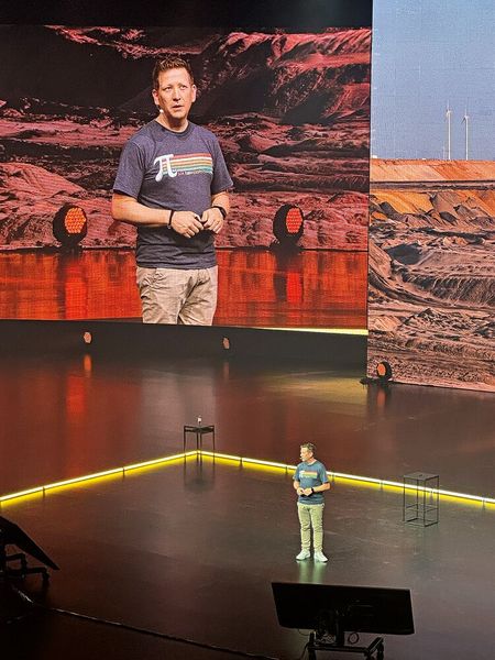 DANKE für die klaren Worte! IT-Wende, Quantencomputing, KI-Hype! Die Keynote von Christian Schulte (Fsas) hat uns aufgeschreckt, aufgeweckt und aufgefordert, jetzt Verantwortung zu übernehmen! (Bild: Vogel IT-Medien GmbH)