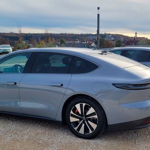 Fahrdynamisch konnte der ET7 begeistern – allerdings gingen die Fahrleistungen zulasten von Effizienz und Reichweite.(Bild:  Wehner / VCG)