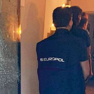 Insgesamt gab es 500 Durchsuchungen im Zuge der „Operation Huracán“.(Bild:  Zollfahndung Essen)