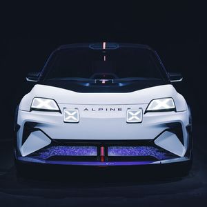 Über die Leistung, Batteriekapazität oder etwa die Reichweite des Stromers schweigen die Franzosen noch.(Bild:  Autoren-Union Mobilität/Alpine)