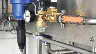 Stromkabel sucht man bei der Dosatron-Dosierpumpe von LDT vergeblich. Sie funktioniert rein mit Wasserkraft. (LDT GmbH)