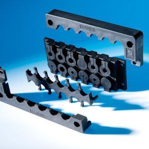 Mit der teilbaren Kabeldurchführung KDL/C können Kabel und Tülle zeitsparend vormontiert werden.