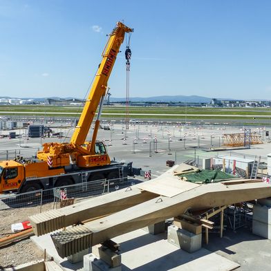 Die Anton Schick GmbH verantwortete den erweiterten Rohbau der Flugsteige H und J. (Bild: Anton Schick GmbH)