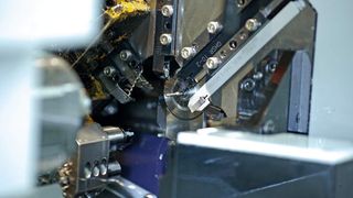 Bild 1: Ein Vorteil von Langdrehautomaten ist es, unterschiedliche Werkstücke auf kleinstem Raum komplett zu schruppen, zu schlichten, zu bohren, zu senken, zu entgraten oder Gewinde zu strehlen. (Archiv: Vogel Business Media)