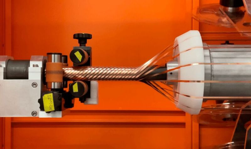 Microsoft forscht an Hochtemperatur-Supraleitern (HTS), um die Stromversorgung künftiger Rechenzentren effizienter und leistungsfähiger zu gestalten.(Bild:  Microsoft)