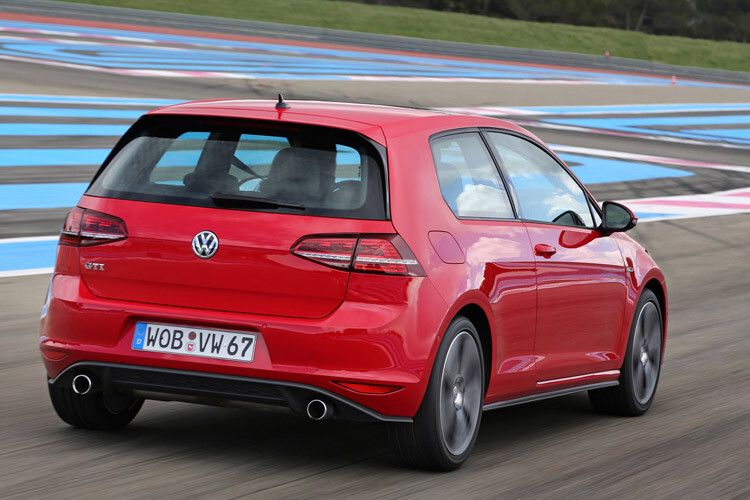 Volkswagen Golf GTI двухдверный