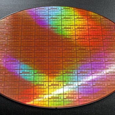 With an ambitious pricing strategy, Rapidus, still a relatively young company as a contract manufacturer, aims to directly challenge the dominant competitor TSMC from Japan. However, apart from the technological race, the targeted goal heavily depends on customer demand and investments from the Japanese government. (Image: Rapidus)