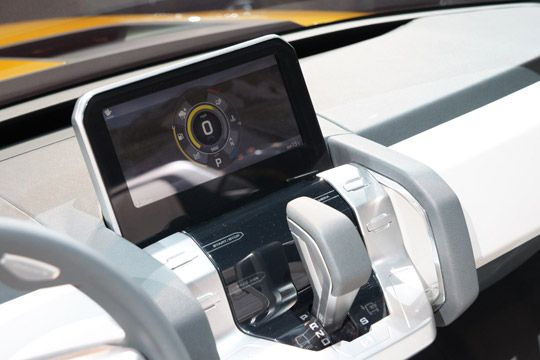 Land Rover DC 100 (Archiv: Vogel Business Media)