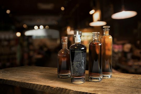 (Estal bietet Premium-Flaschen, zum Beispiel für Wein, Schnaps, Gourmet und Kosmetik. (Bild: Estal))