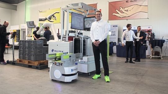 Marcel Sindlinger a clairement expliqué et démontré avec quelle facilité l'AMR peut être intégrée à des processus existants ou nouveaux, et comment l'utilisateur peut passer à de nouvelles tâches de manière flexible et sans connaissances particulières en programmation.(Source :  Martin Group)