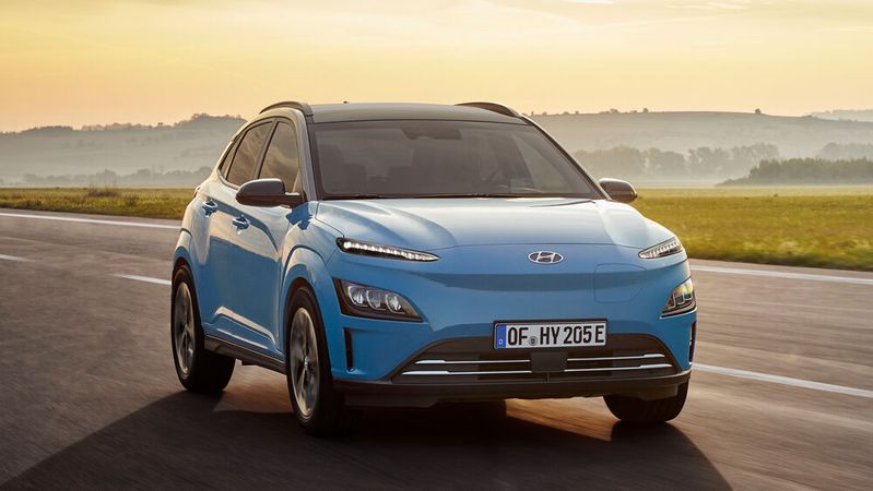 Hyundai ruft unter anderem den Kona zurück; wegen Problemen mit dem Akku. Hyundai ruft unter anderem den Kona zurück; wegen Problemen mit dem Akku.