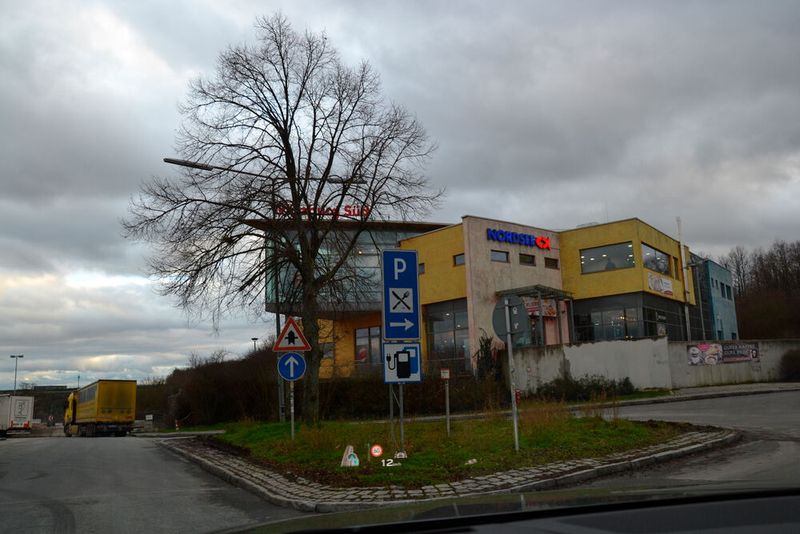 … Rasthof Würzburg Süd (A3). (Bild: Michel/»kfz-betrieb«)