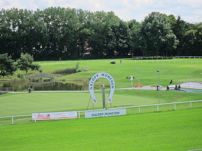 In München fand die Infinigate-Hausmesse auf der Galopprennbahn statt. (Bild: IT-BUSINESS)