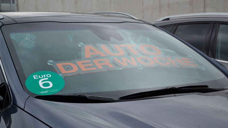 Zu viele Vermarktungsanstrengungen braucht es noch nicht im Gebrauchtwagenhandel: Die Standzeiten sinken, die Preise sind stabil.(Bild:  Mauritz – »kfz-betrieb«)