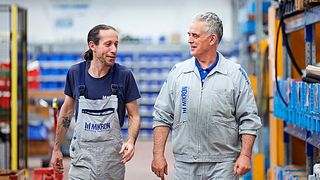 Photo d'illustration. Employés du groupe Mikron. (Source : Mikron Holding AG)