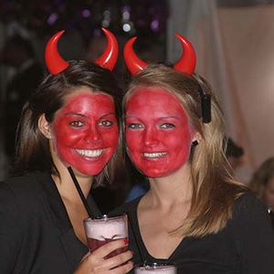 Die Devil-Girls (Archiv: Vogel Business Media)