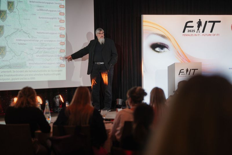 …und weiter ging es mit Florian Oelmaier, der die mit der Frage 